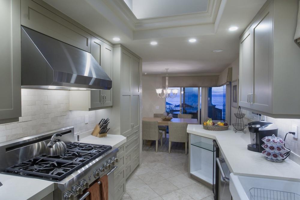 Sunset Cove Villas in Laguna Beach photo 18