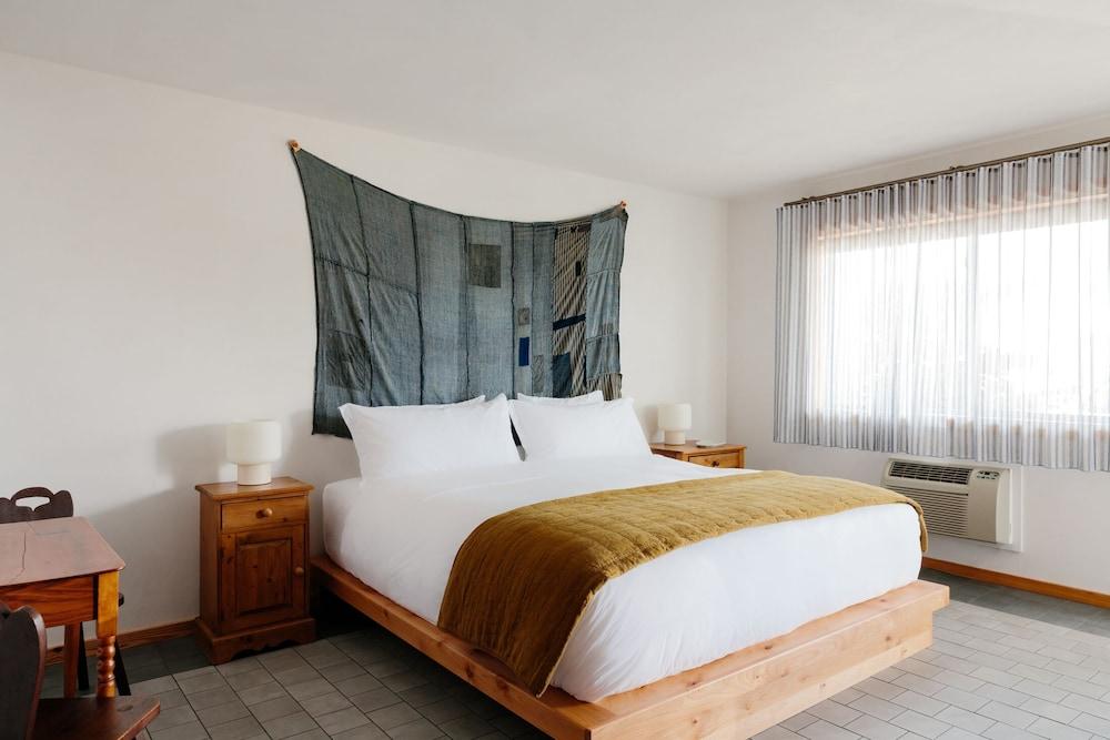 Daunt's Albatross Motel photo 9