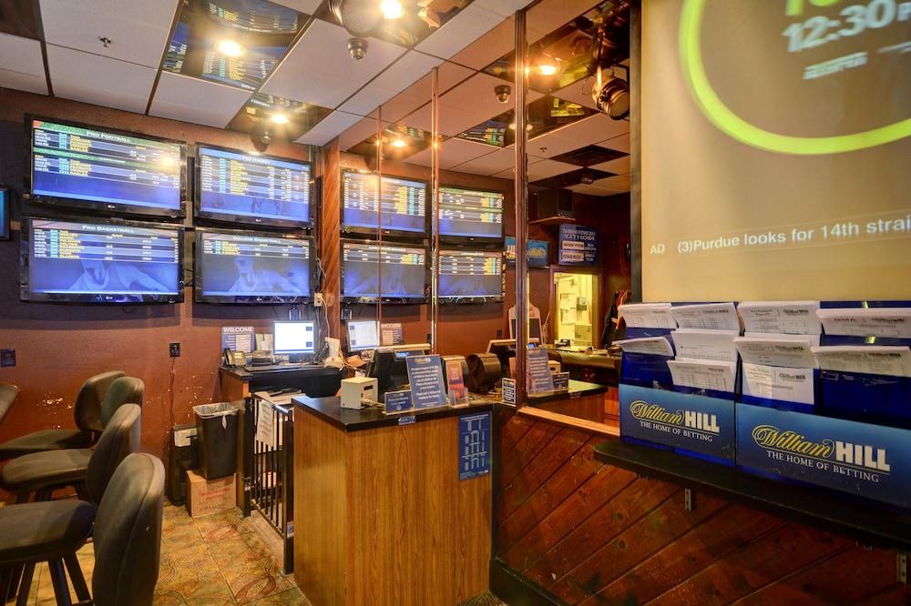 Longhorn Casino & Hotel photo 19