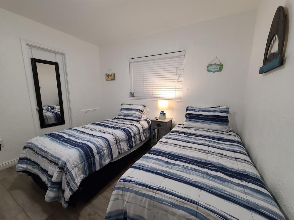 Sun Island Motel photo 15