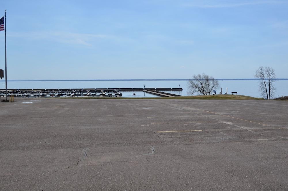 The Washburn Inn - On the Lake photo 43