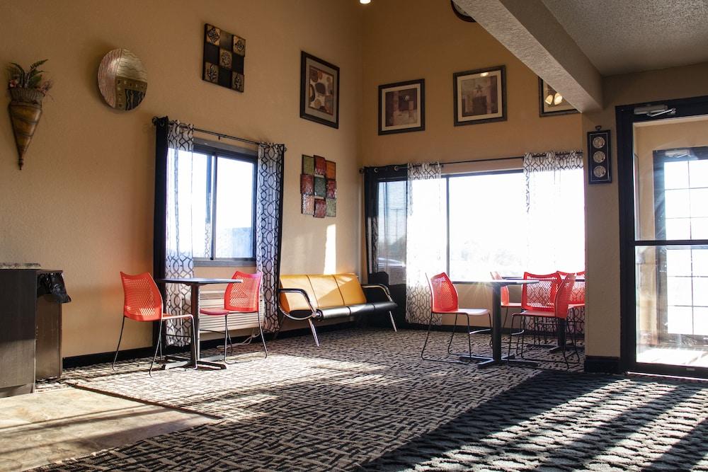 North Town Inn & Suites photo 19
