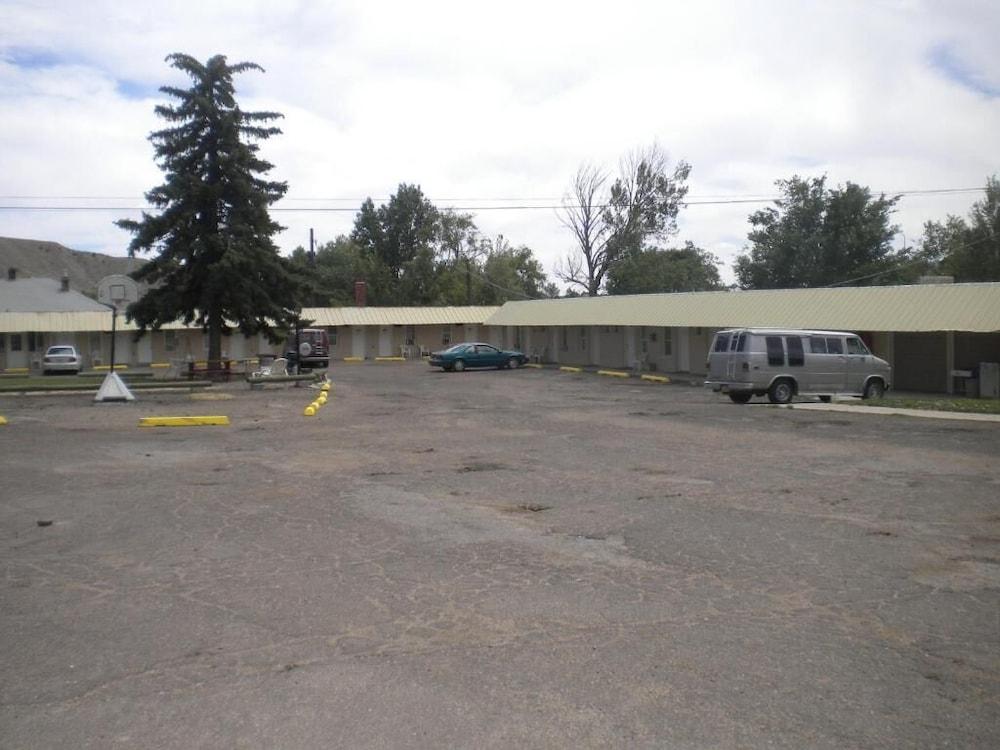 Riverside Motel photo 13