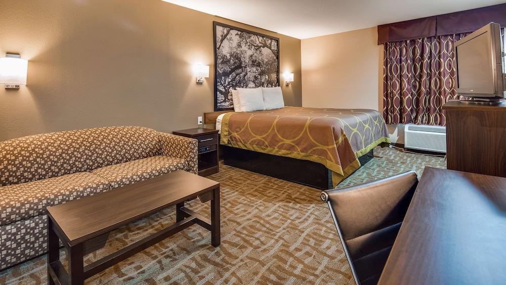 SureStay Hotel by Best Western Alexandria photo 13
