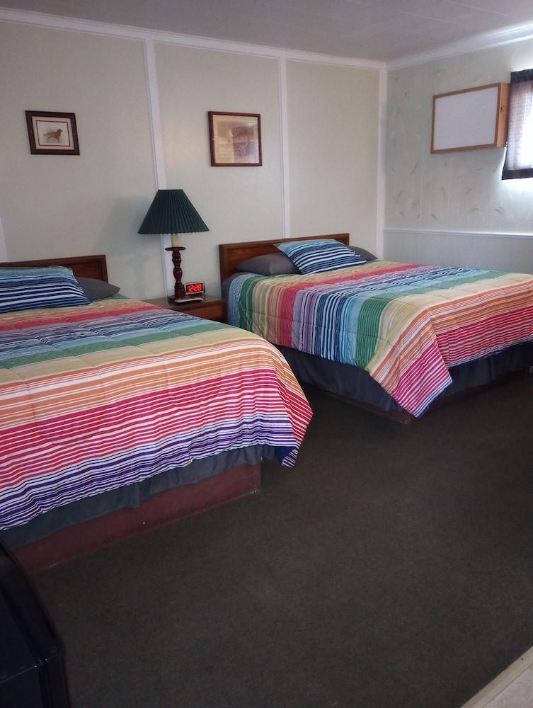 Harbor Beach Inn photo 12