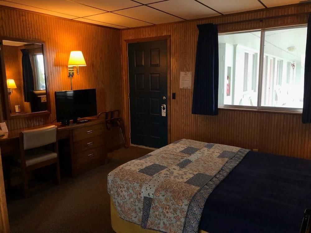 Riviera Motel photo 44