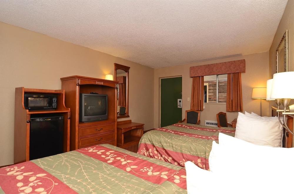 Americas Best Value Inn Stephenville photo 19