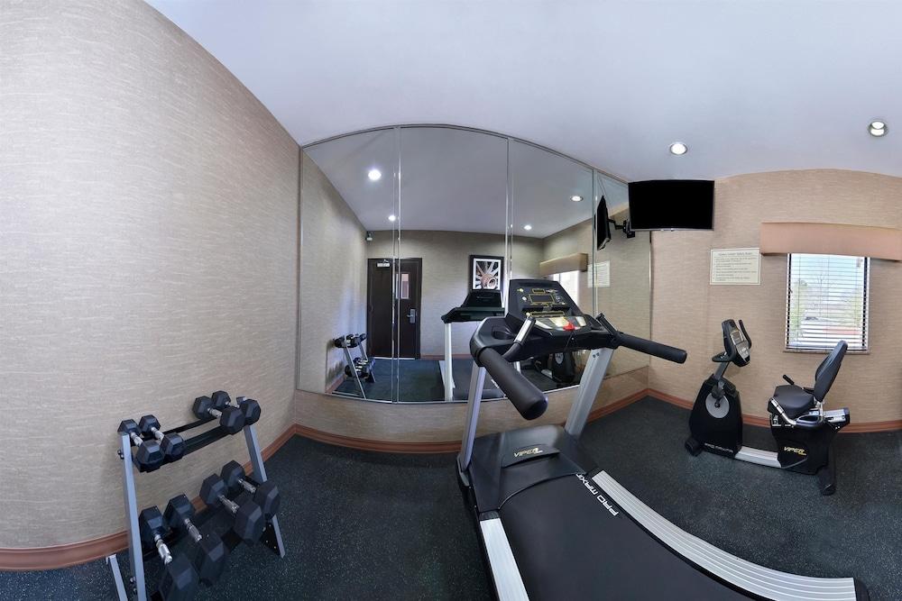 Americas Best Value Inn & Suites Cuero photo 24