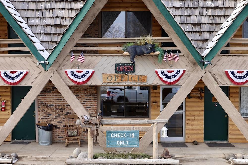 Rocky Mountain Lodge photo 6