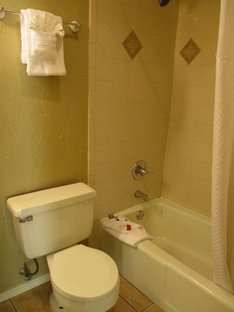 Days Inn by Wyndham Montrose photo 21