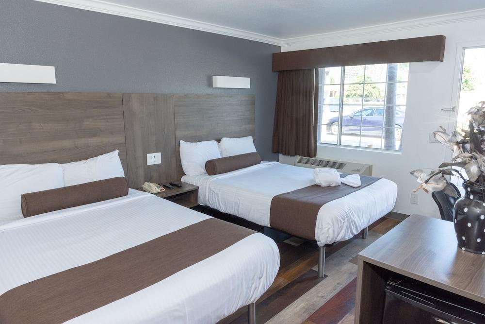 Value Inn Bellflower photo 19