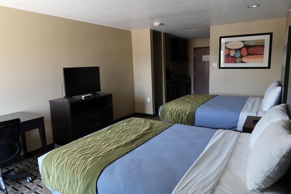 West Worth Inn and Suites photo 7