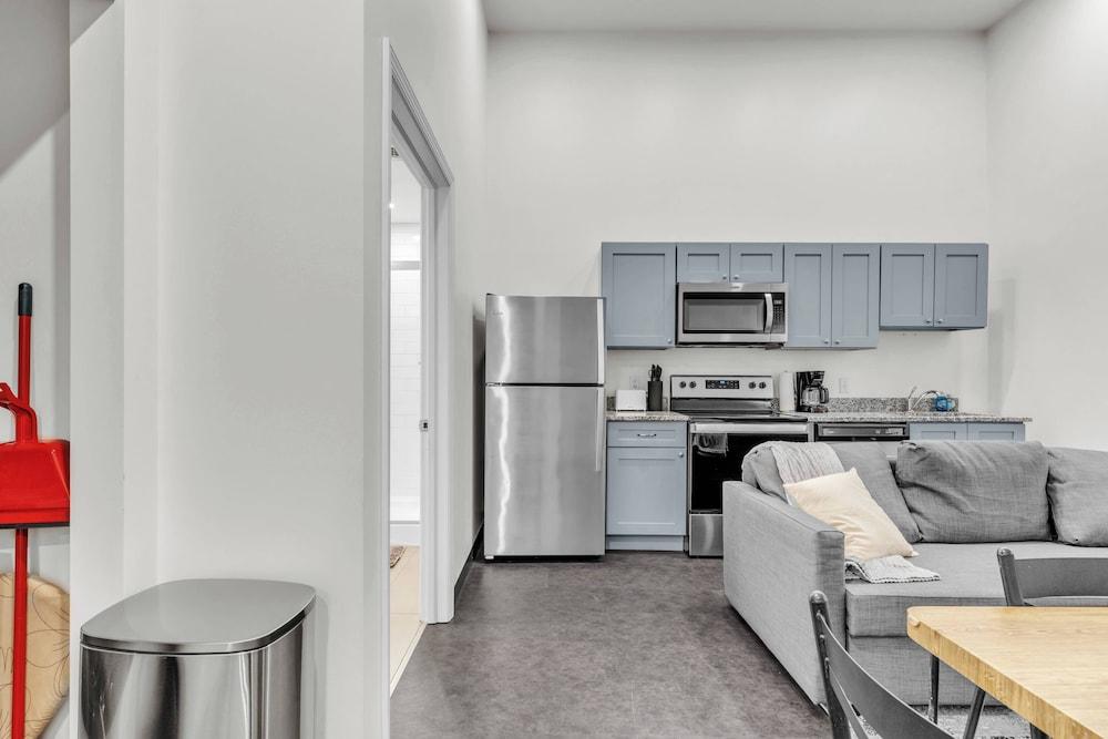 CozySuites - Press House photo 57
