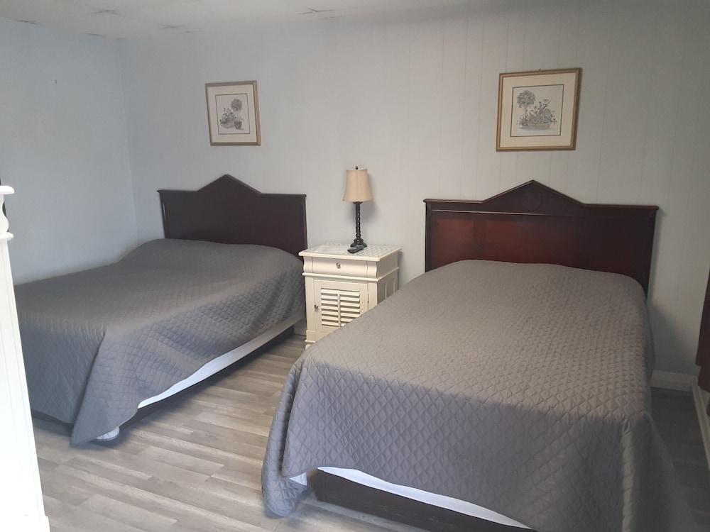 Hickory Shades Motel photo 3