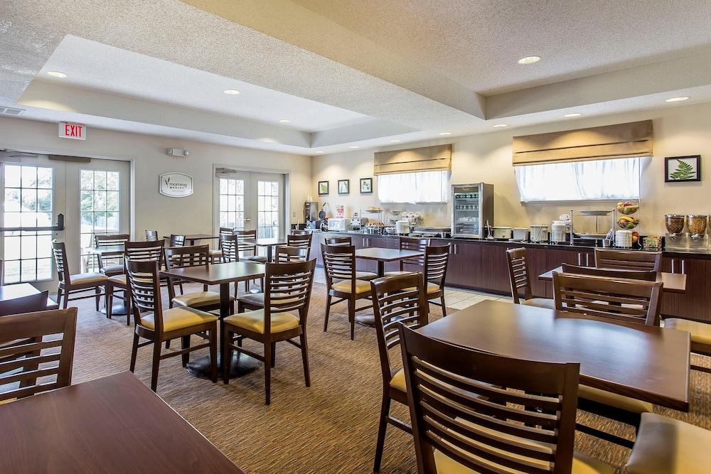 Sleep Inn & Suites North Augusta photo 27