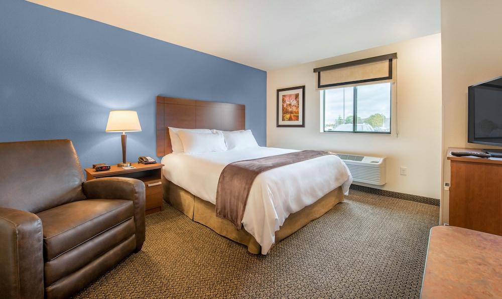 My Place Hotel - Yakima photo 5