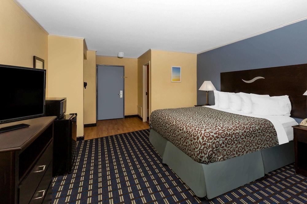 Days Inn by Wyndham Chillicothe photo 9