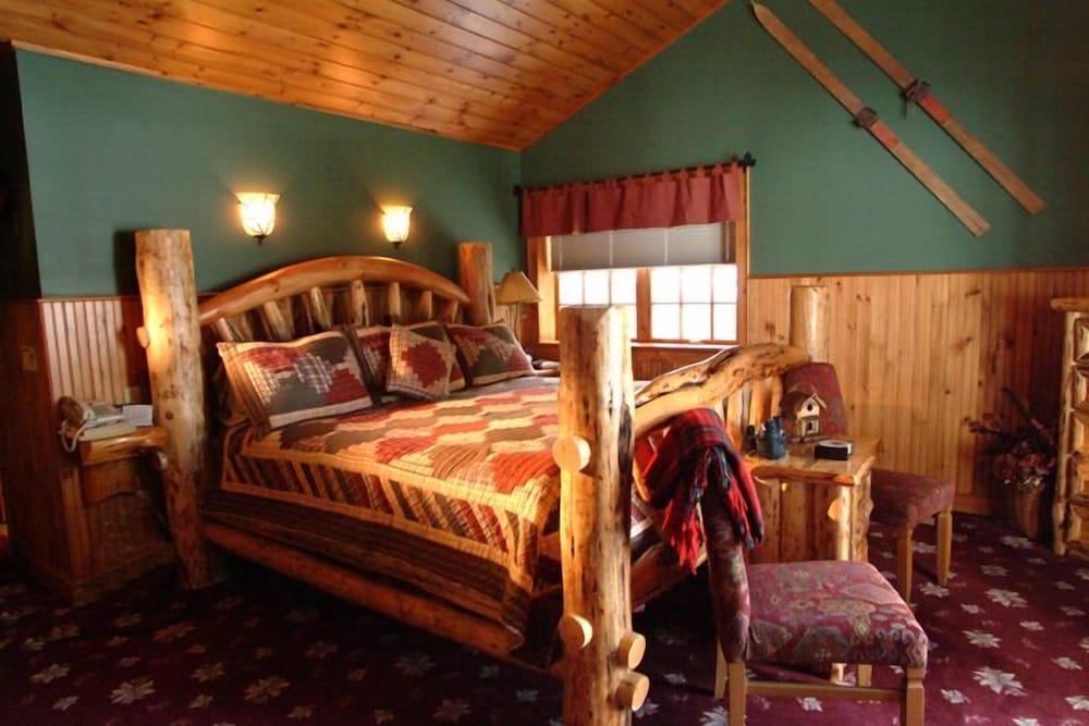 Boathouse Waterfront Lodging photo 36