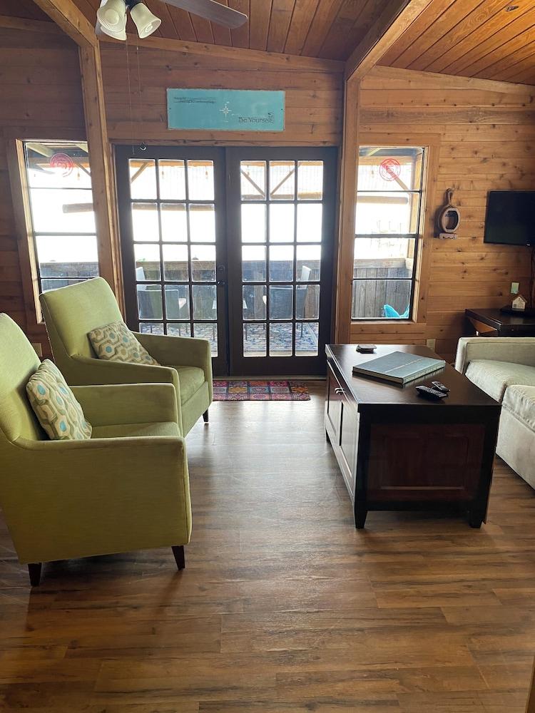 The Lodge at Runaway Bay photo 13
