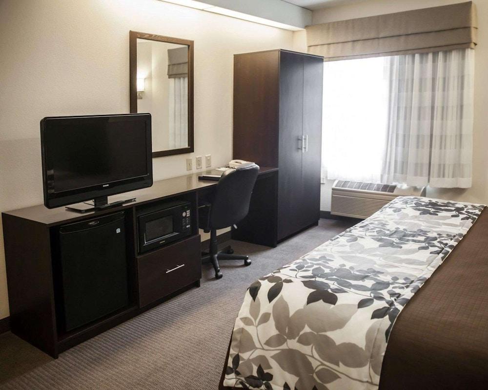 Sleep Inn & Suites photo 34