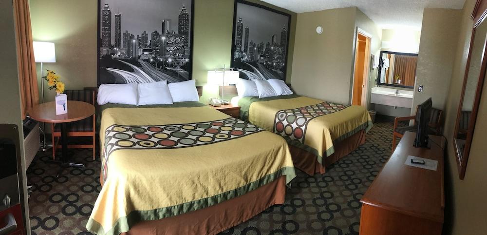 Super 8 by Wyndham Ashburn photo 8