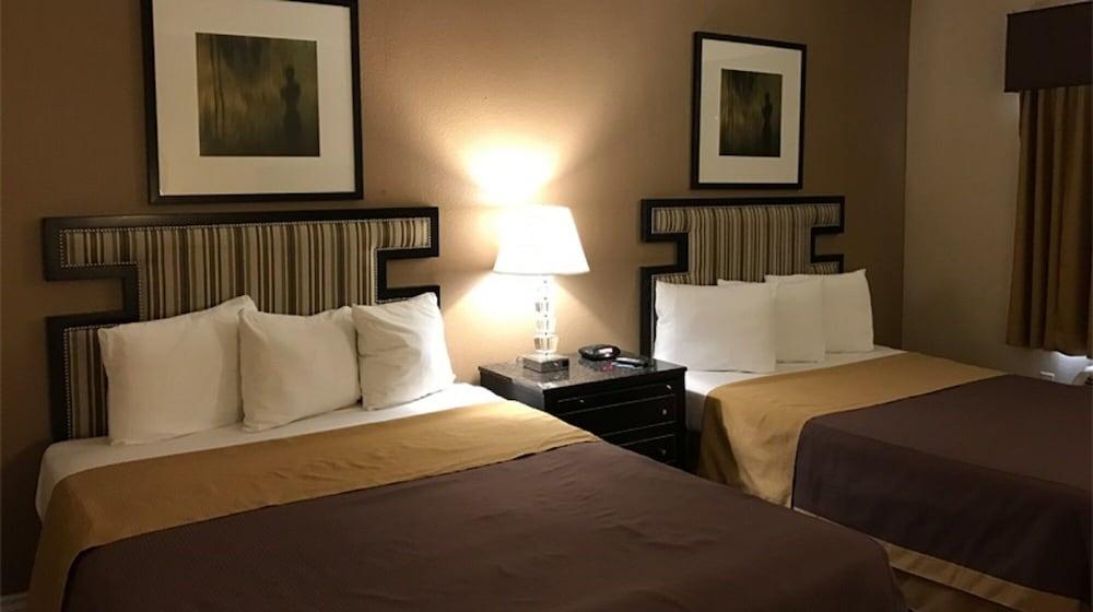 Hotel Saddleback Los Angeles - Norwalk photo 8