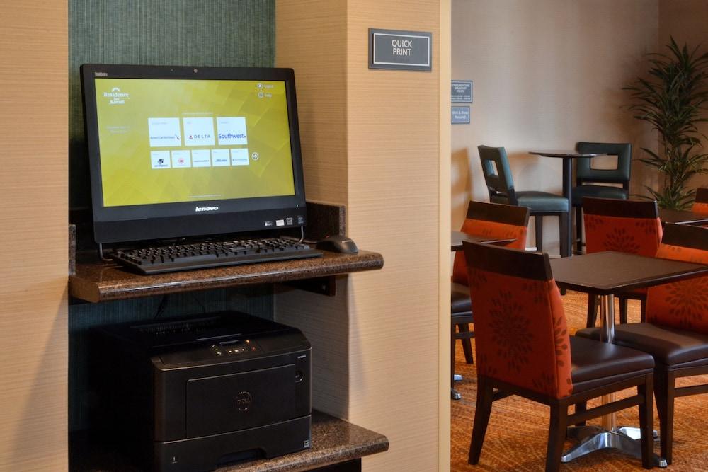 Residence Inn by Marriott Akron Fairlawn photo 2