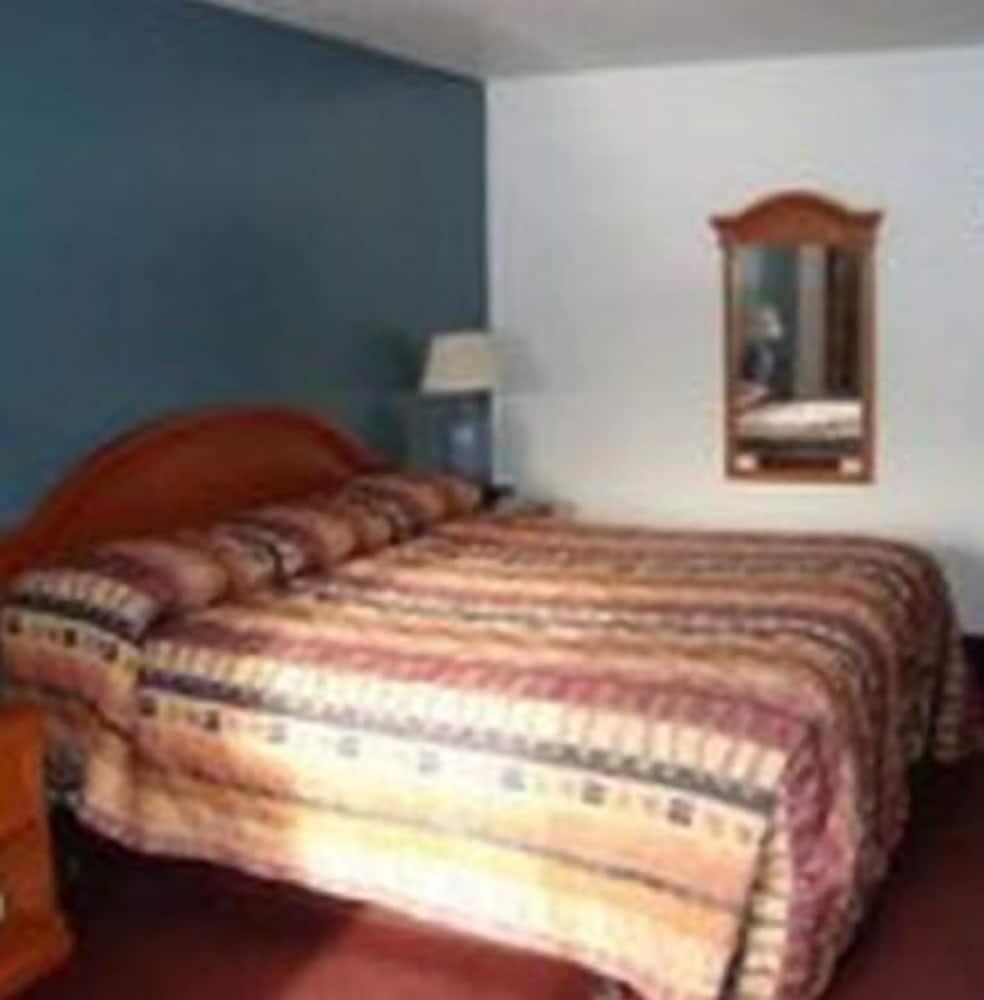 Snelling Motel photo 2