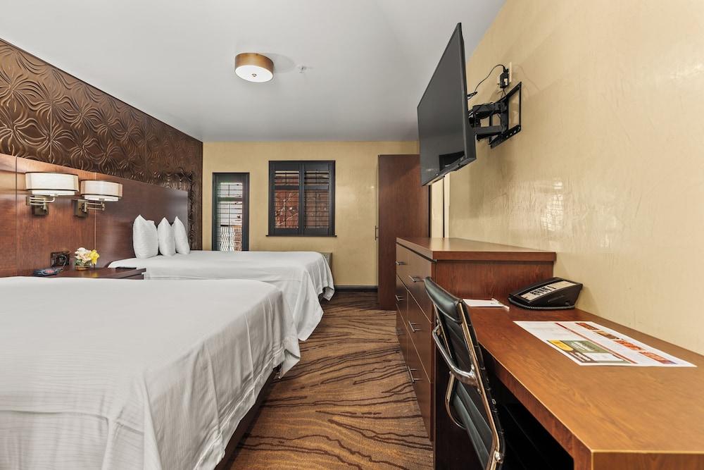 Ellis Island Hotel photo 32