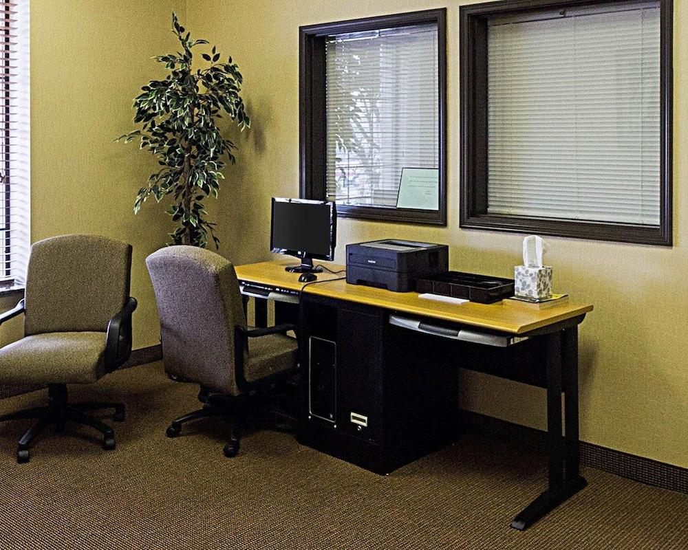 Comfort Inn & Suites Burnet photo 43
