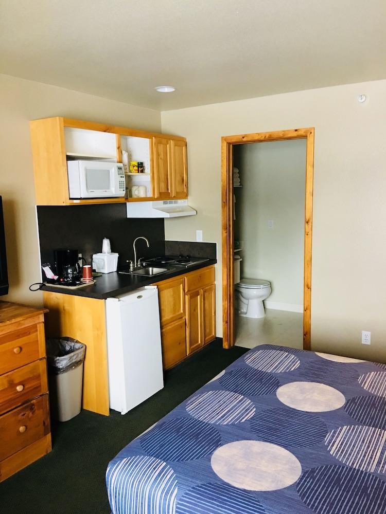 Boulder Creek Inn photo 23