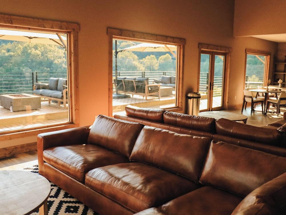 Long View Resort photo 28