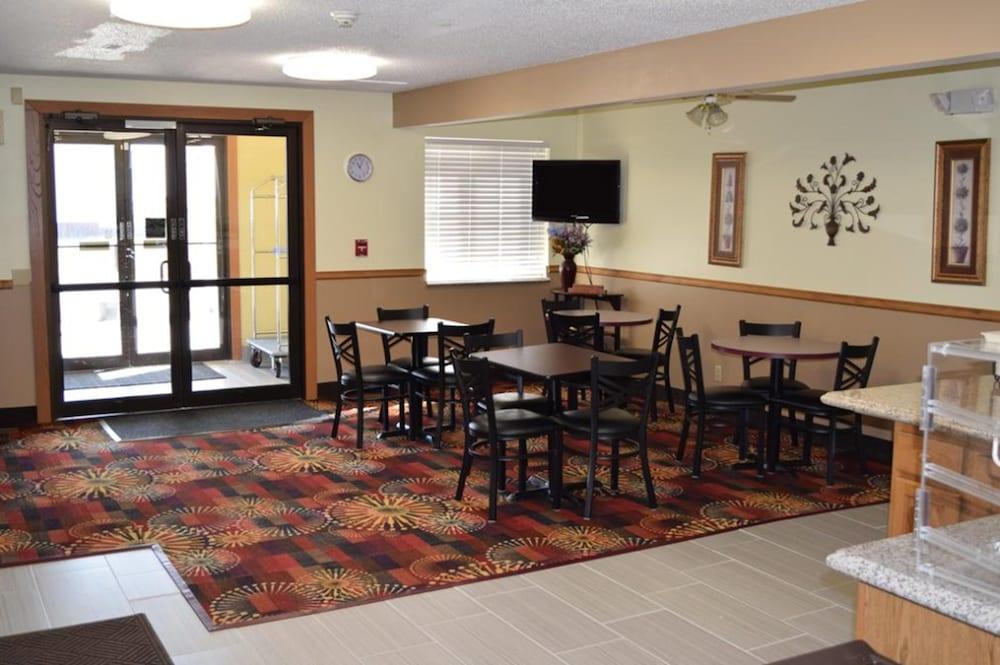 Budgetinn & Suites photo 24