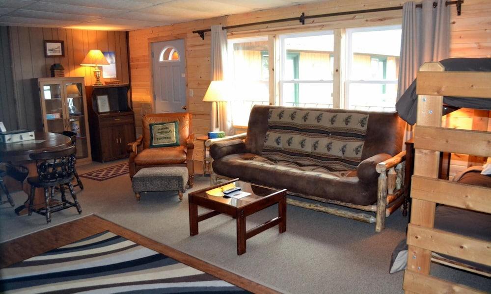 AJ's Lodge and Oven photo 50