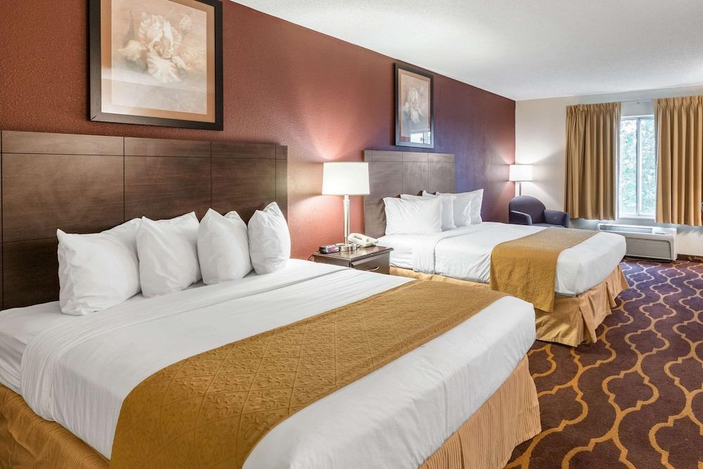 Quality Inn Kearney South photo 10