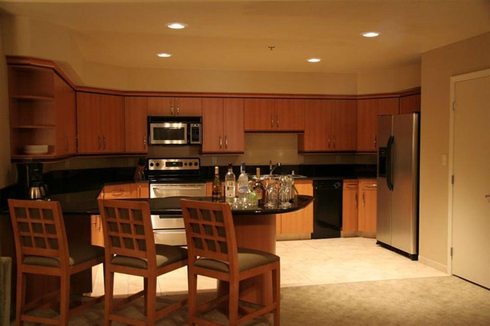 The Platinum Hotel photo 35