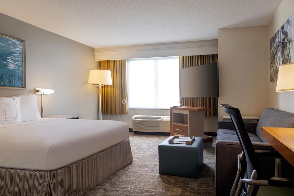 SpringHill Suites by Marriott Newark Liberty International photo 10