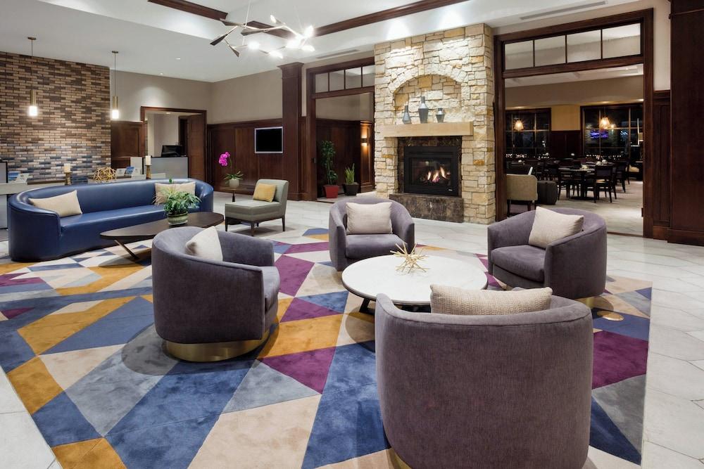 Sheraton St. Paul Woodbury Hotel — hotel in Woodbury