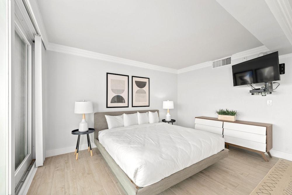 The Ambassador Hotel photo 19