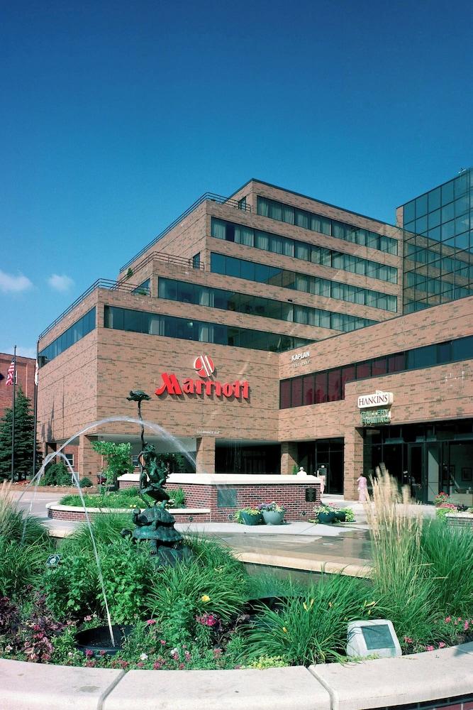 Marriott East Lansing at University Place photo 31