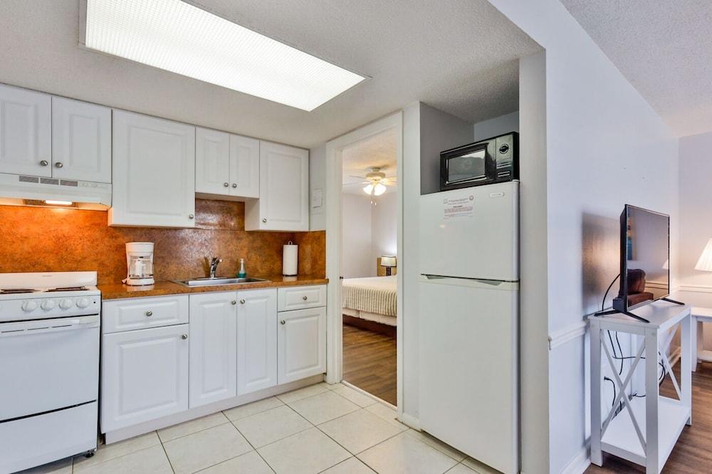 Coastal Waters Inn photo 73