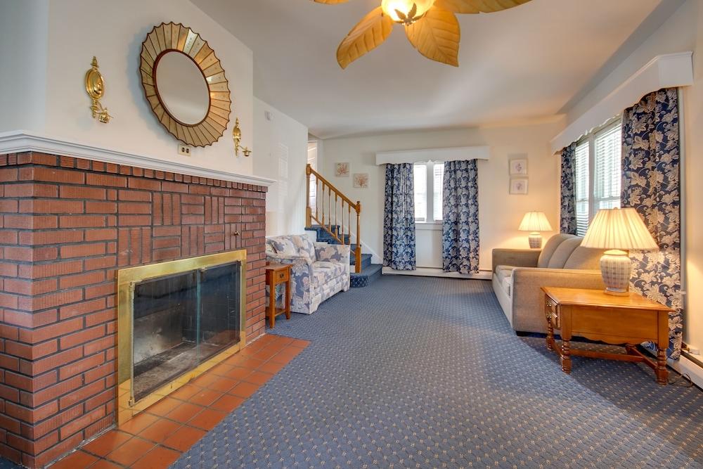 Majestic Hotel & Apartments photo 29