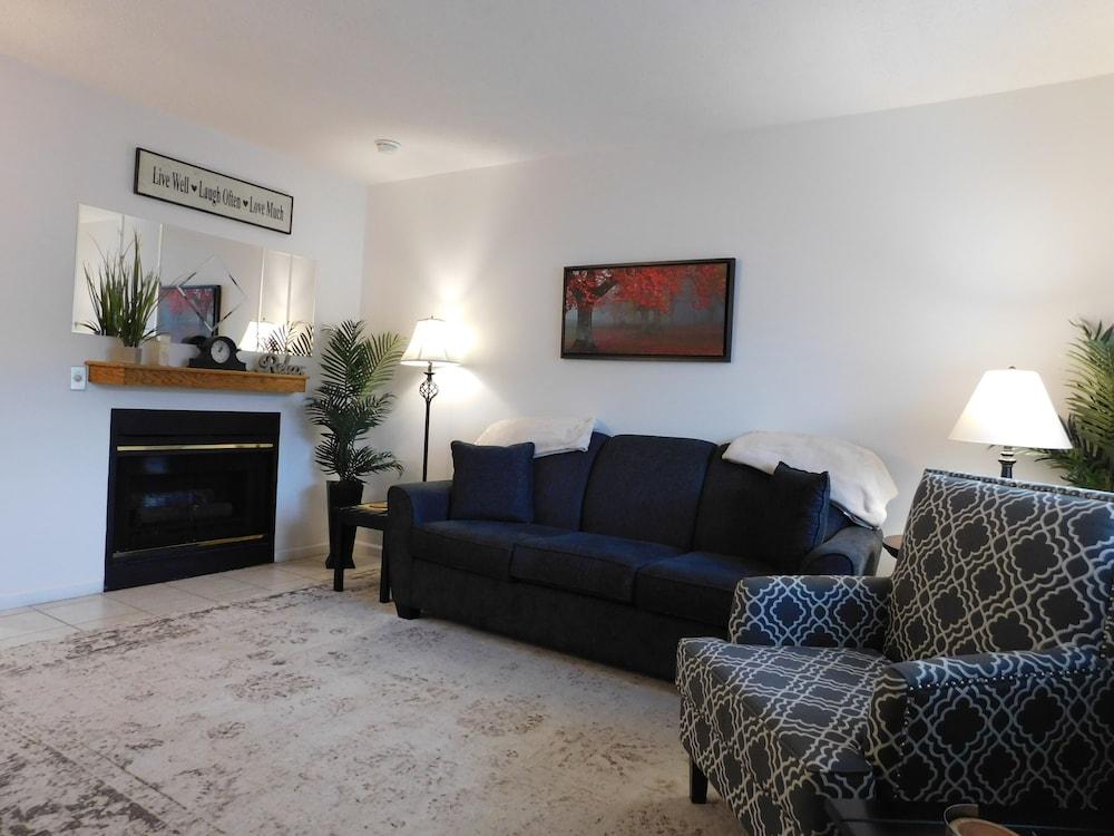 Laurel Inn Condominium photo 99