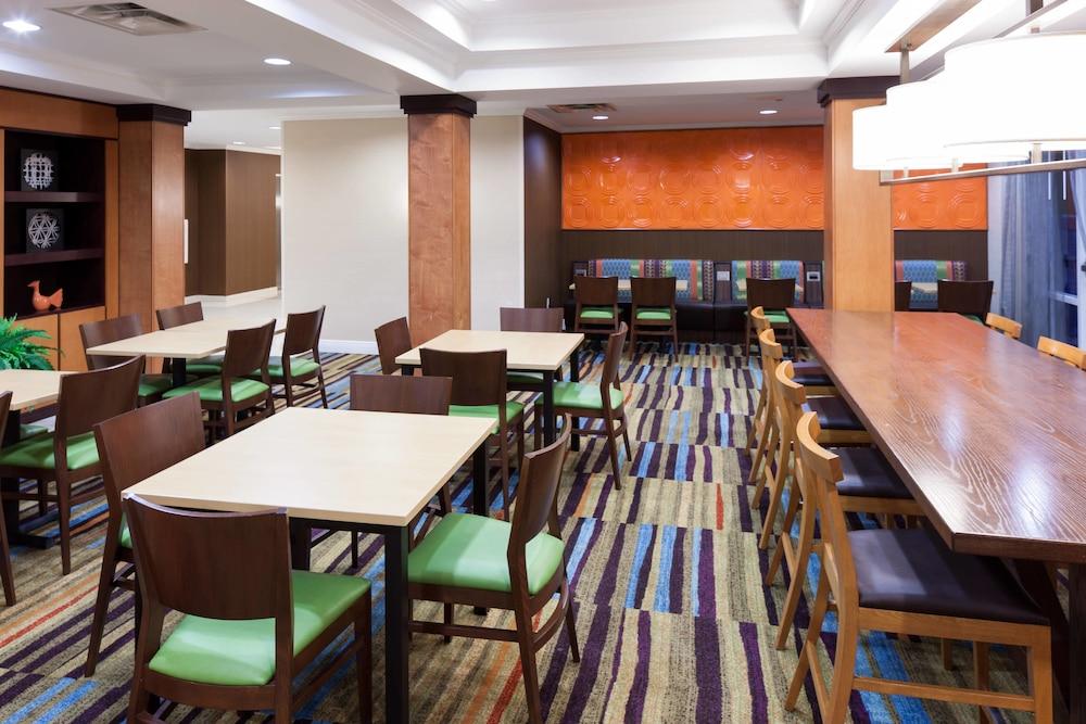 Fairfield Inn & Suites by Marriott Jacksonville Butler Blvd photo 24