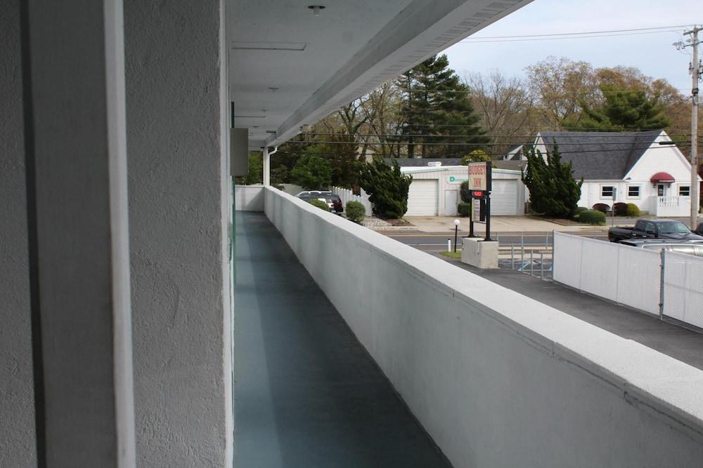 Budget Inn Motel Suites photo 16