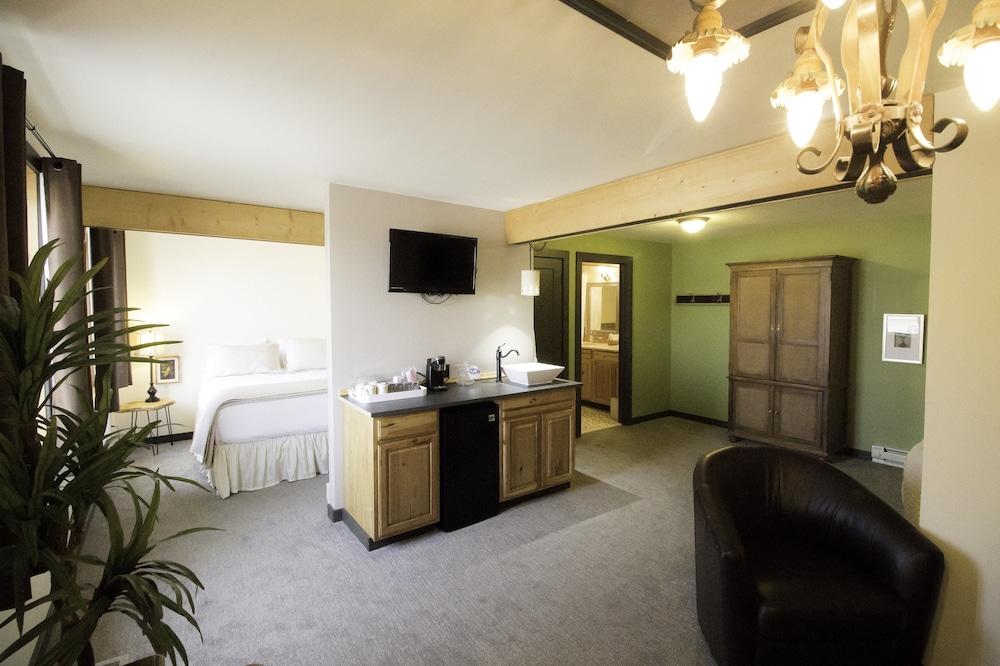 Colter's Lodge photo 15