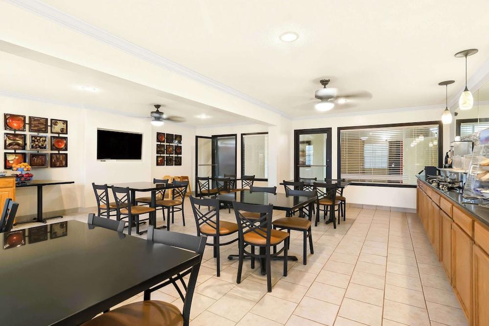 Best Western Stateline Lodge photo 23