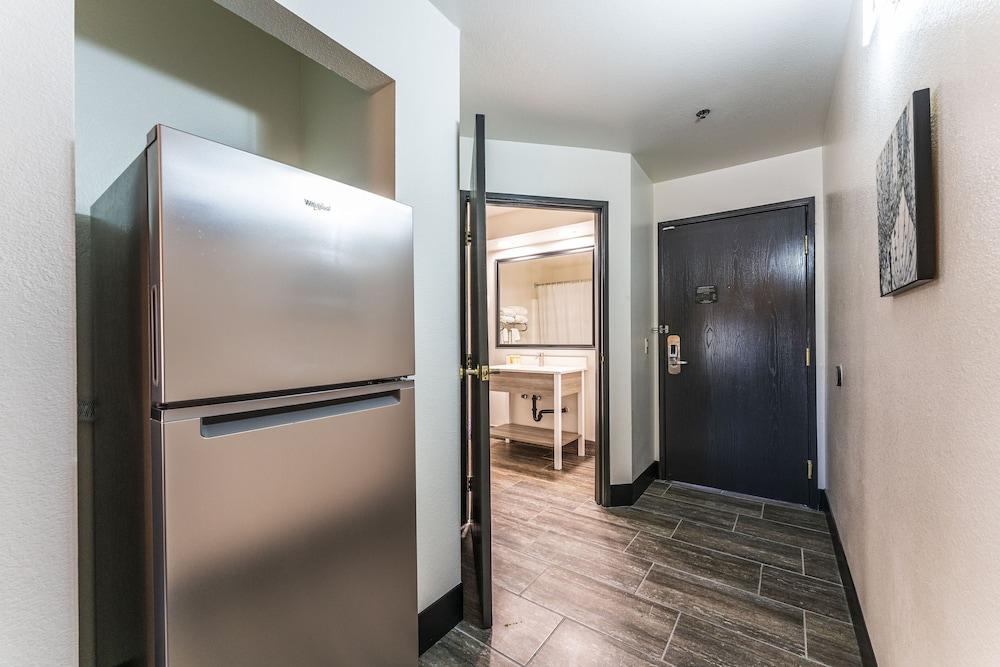 Metro Tempe Extended Stay photo 56