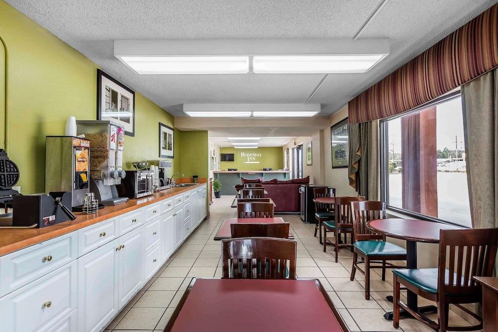 Rodeway Inn Augusta South photo 25