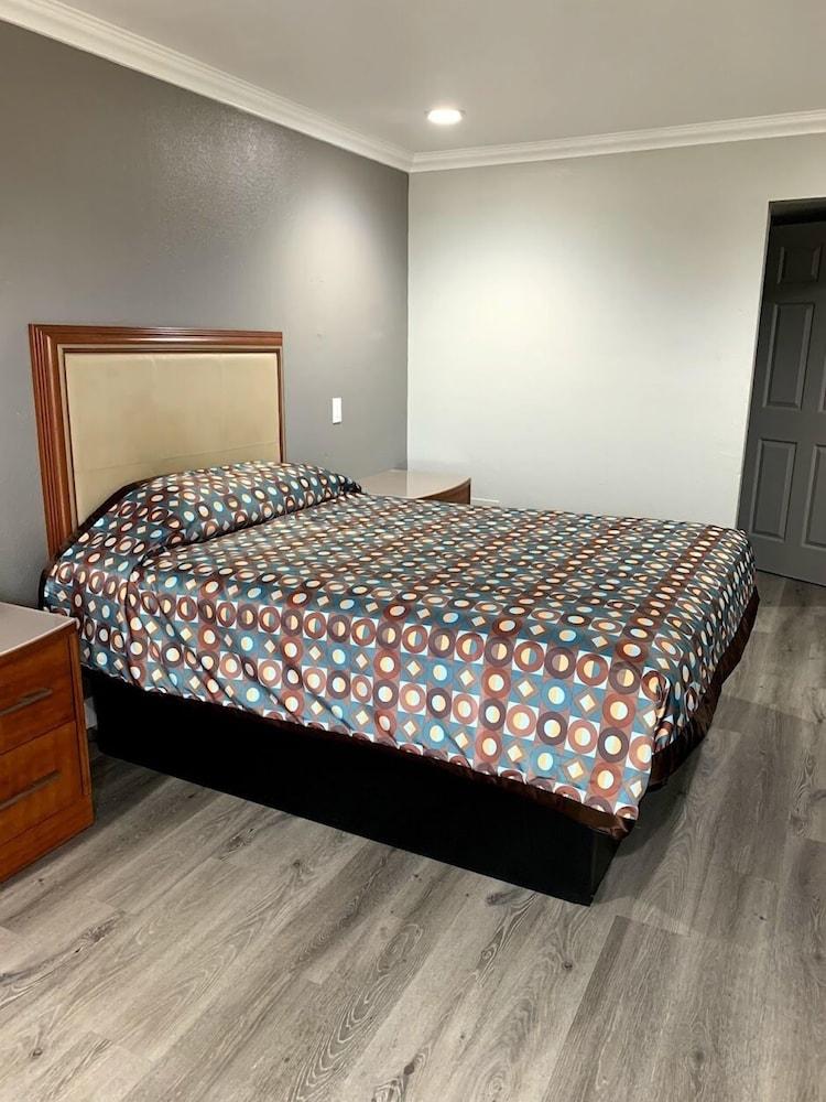 La Puente Inn photo 2